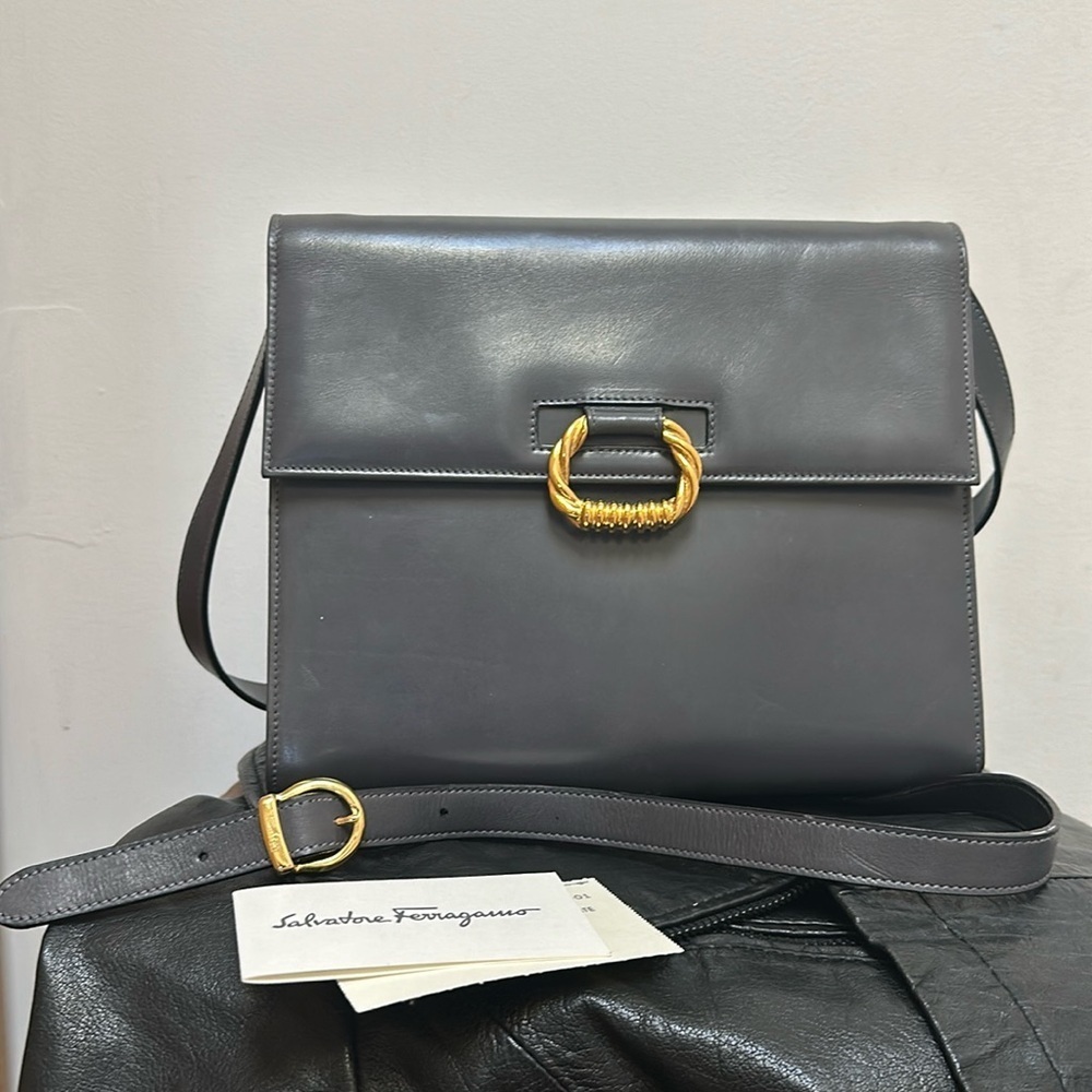 Salvatore Ferragamo Gancini Leather Structured Bag w/ ID card - Vintage Elefante